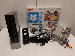 Wii Konsole - Nintendo Wii Konvolut Wii Konsole + 2 Wii Spiele - Bild 1 von 9