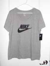 T-Shirt Nike Sportswear Swoosh Mulher CJ3764-100