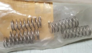Lote de 5 resortes de compresión de cable de arranque fueraborda Yamaha 90501-10227 FABRICANTE DE EQUIPOS ORIGINALES - Imagen 1 de 2