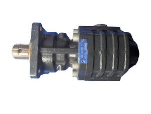 OMFB Zahnradpumpe NPH82 SX ISO - 10501110833 - für gewerbliche Kippanwendungen - Bild 1 von 7
