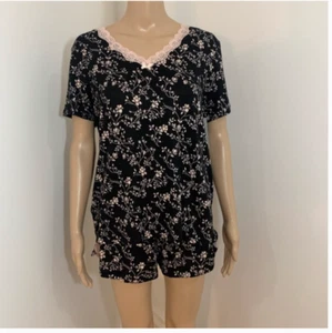 Nuevo conjunto de pijama floral negro mediano Rene Rofe 2 piezas pantalones cortos para mujer  - Imagen 1 de 5