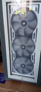 Corsair ICUE 4000X RGB Tempered Glass Mid-Tower ATX Case - White