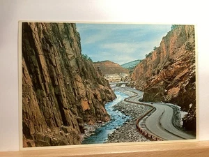 Rugged Cliffs Along Big Thompson Canon: Estes Park, CO - Vintage Postcard - Picture 1 of 3