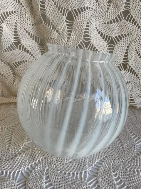 Antiguo 8" Opalescente Remolino Globo Victoriano Vidrio Accesorio Lámpara Pantalla Foto 1 de 3
