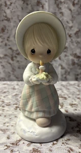 MOMENTI PREZIOSI DICEMBRE NO BOX #110116 Statuina porcellana ritirata - Foto 1 di 4