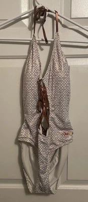 Traje de baño Coogi Aop dorado y blanco para mujer talla mediana Foto 1 de 4