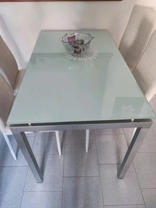 tavolo in vetro allungabile - Foto 1 di 3