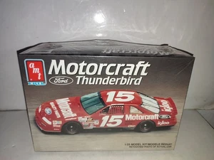 MAQUETTE AMT/ERTL 6162 - 1/25- FORD MOTORCRAFT TUNDERBIRD - NEUF SCELLE - Foto 1 di 4