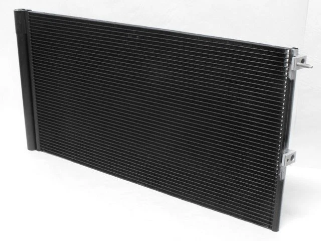 Condensador de aire acondicionado para Ford Expedition 2016 KZ567TM 2015-2017 Foto 1 de 1