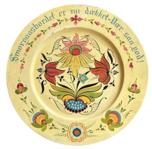 "Plato de madera rosada de arte popular noruego vintage Per Lysne Stoughton WI 16""" - Imagen 1 de 7