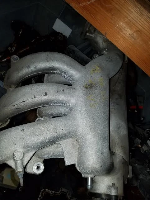2003 2004 2005 LINCOLN LS V6 3.0 INTAKE MANIFOLD  - Image 1 of 1