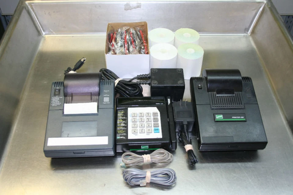 VeriFone Tranz 330 Credit Card Swipe Terminal  - Image 1 of 1