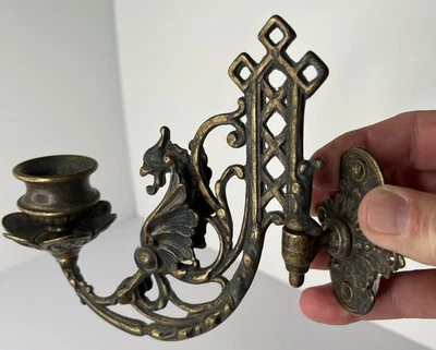 Antiguo Griffin Victoriano Latón Piano Columpio Brazo Candelabro Soporte de Pared Aplique BONITO Foto 1 de 4
