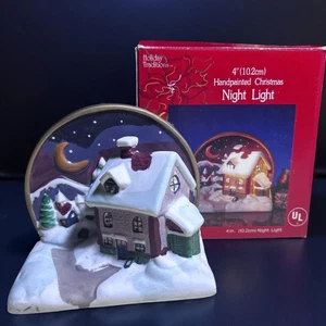 Handgemaltes Weihnachtsnachtlicht Feiertag Traditionen 4 Zoll verschneite Dorfszene - Bild 1 von 9