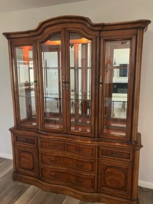 复古 Bernhardt 桃花心木中国 Hutch & Credenza — 第 1/4 张图片