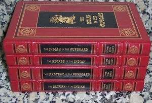 Easton Press INDIANER IM SCHRANK 4 Bände - Lynne R Banks Rückkehr Geheimnis - Bild 1 von 4