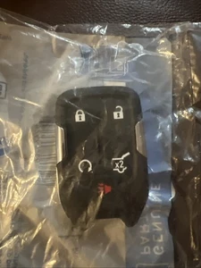NEW OEM 2022-2024 GMC TERRAIN KEYLESS REMOTE SMART KEY FOB 13547801 UNCUT KEY - Picture 1 of 3