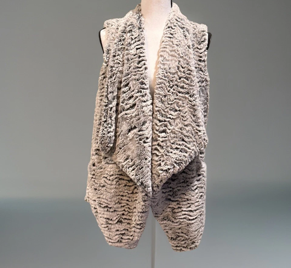 Chaqueta Chaleco Mujer Grande JOLT Piel Sintética Gris Con Bolsillos Frente Abierto Súper Suave Foto 1 de 4