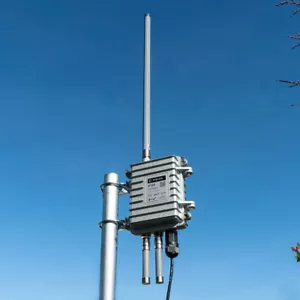 Pisces P100 Outdoor Gateway HELIUM HNT Miner US915 Hotspot LoRaWAN 10 Miles - Picture 1 of 11