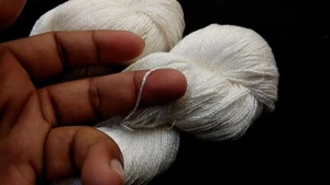 100% Organic Bamboo Yarn for knitting & weaving free shipping- 500 Grams - Picture 1 of 3
