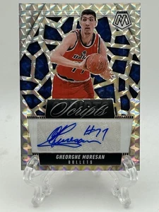 2024-25 Panini Mosaic NBA #MS-GMW Gheorghe Muresan Silver Scripts Auto Bullets - Foto 1 di 2