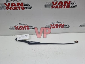 VIVARO TRAFIC PRIMASTAR - Drivers Right Front Wiper Arm O/S (01-14) 7700311585 - Picture 1 of 5