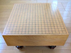 Japanese Vintage Wooden Go-Board Only with 4Legs Showa Retro Strategy Games F/S - Picture 1 of 4