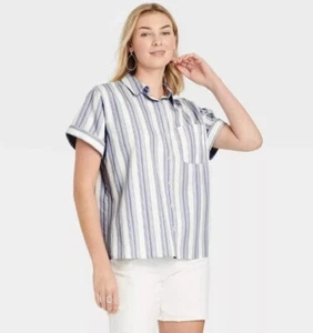 Women's Short Sleeve M Button-Down Shirt - Universal Thread - Picture 1 of 5