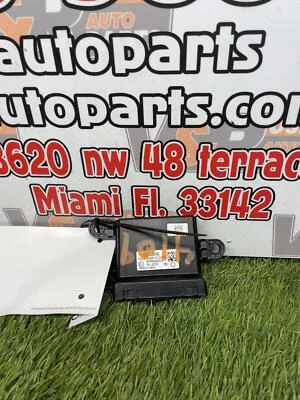 ✅ Módulo de control Dodge Challenger Gateway 2019 PN: 068403887AC OEM Foto 1 de 4