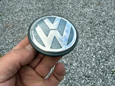 VW VOLKSWAGEN JETTA GOLF OEM WHEEL CENTER CAP 1J0 601 171 1999-2003 DOMED - Image 1 of 3