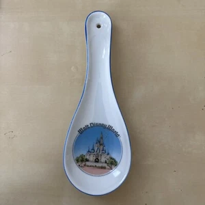 Japan WALT DISNEY WORLD Spoon Rest - Picture 1 of 11