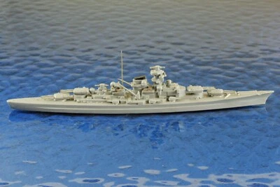 Bismarck / Tirpitz  Hersteller Wiking 22b/1  ,1:1250 Schiffsmodell - Bild 1 von 3