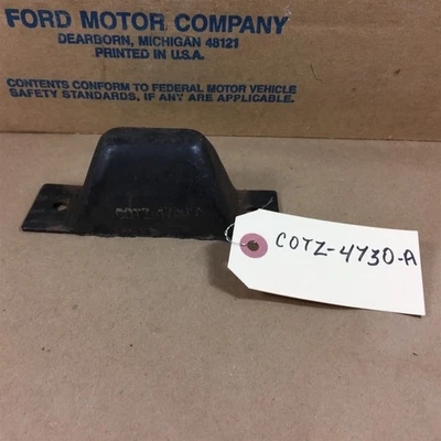 57 63 F500 F600 B700/1000 P500 HEAVY TRUCK NOS FORD C0TZ-4730-A REAR AXLE BUMPER — 第 1/3 张图片