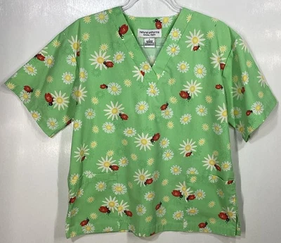 Scrub Top womens size M as measured  Ladybugs and Flowers Daisies green yellow - Image 1 of 4