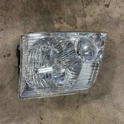 Faro izquierdo Ford Explorer 2003 - usado - probado  Foto 1 de 4