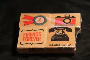 Set 4 macchina fotografica amici forever nastro telefono timbro gomma montato su legno nuovo - Foto 1 di 1