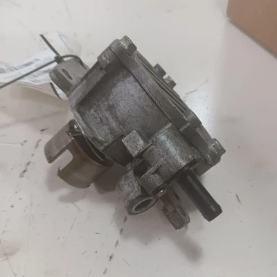 Bomba de vacío Outback Legacy 2025 2024 2023 2022 2021 2020 Foto 1 de 4