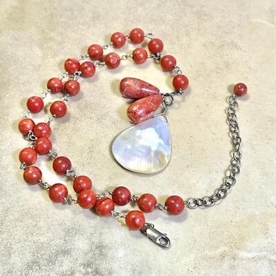 Collar vintage de plata de ley con cuentas de coral rojo y madreperla, abulón Foto 1 de 4