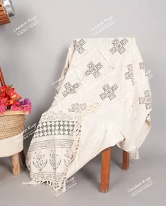 Indian Hand Woven Cotton Throws Blankets For Decor Bedroom Vintage Throw Blanket - Picture 1 of 8