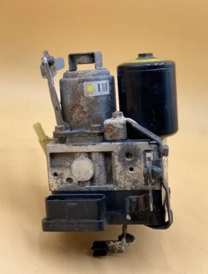 Conjunto de módulo de bomba de freno antibloqueo ABS Toyota Prius 2006-2009 44510-47050 OEM Foto 1 de 4