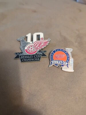 (2) 2002 Stanley Cup Collector's Pin Detroit Red Wings Champion  - Image 1 of 2