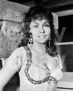 The Hunchback of Notre Dame (1956) Gina Lollobrigida 10x8 Photo - Picture 1 of 1