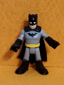 IMAGINEXT SMILING BATMAN WITH BLACK CAPE 3" ACTION FIGURE DC COMICS FISHER PRICE - Picture 1 of 2