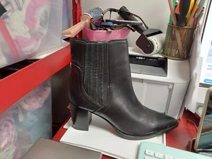 Nwt House Of Harlow 1960 Womens Ankle Boots Leather Zipper Blk 9.5 - Picture 1 of 4