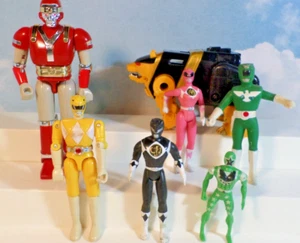 7 Vintage Power Ranger Action Figures - Picture 1 of 8