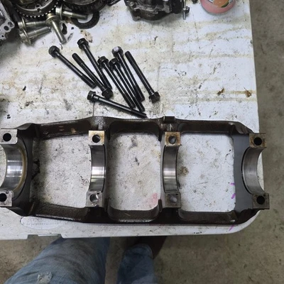 1984-1989 Nissan 300ZX Z31 OEM VG30 NA Engine Crankshaft Girdle Bridge w/ Bolts - Image 1 of 4