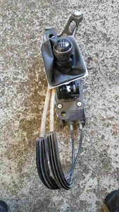 Volkswagen Golf MK7 2012-2017 5 Speed Manual Gearstick Mechanism + Cables - Picture 1 of 5