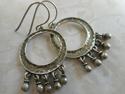 Pendientes colgantes Cha-Cha de plata de ley silpada oxidada W1526 23TR2 Foto 1 de 4