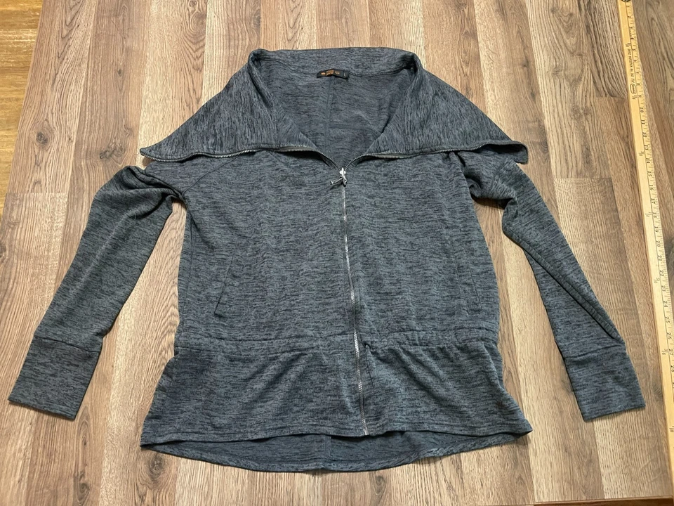 Sudadera Energy Zone, Para Mujer Talla Grande, Verde Negro, Cremallera Completa Foto 1 de 4