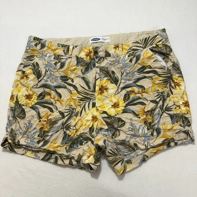 Pantalones Cortos Para Mujer Old Navy 20 Todos los Días Tiro Medio 5" Entrepierna Amarillo Hawaiano Floral Foto 1 de 4